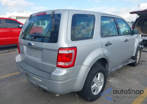2009 Ford Escape Xls/Xls Manual из США, поврежденный, VIN 1FMCU02719KB70781
